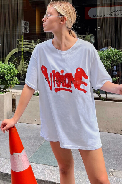Beyaz Visione Baskılı Oversize Kadın Tshirt - SWİST