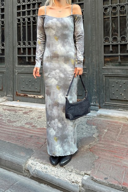 Gri Batik Desenli Askılı Yan Dekolte Detaylı Yırtmaçlı Kadın Midi Elbise - 4