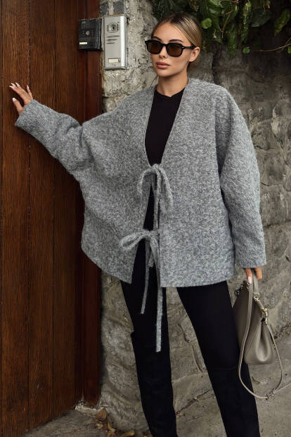 Gri Oversize Bağlama Detaylı Kadın Yün Kaşe Ceket - SWİST