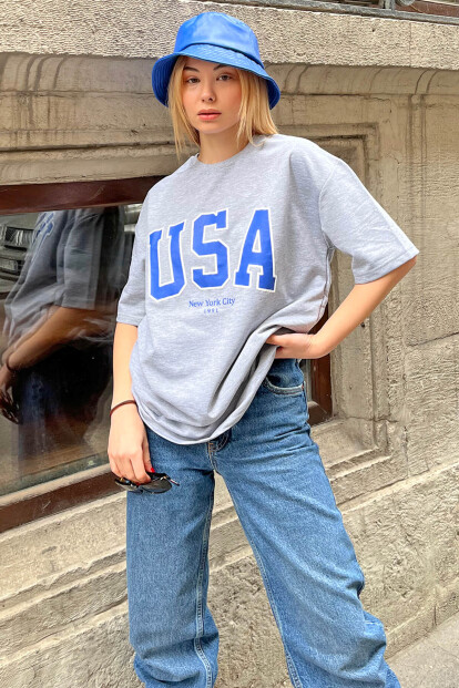 Gri USA Baskılı Oversize Kadın Tshirt 