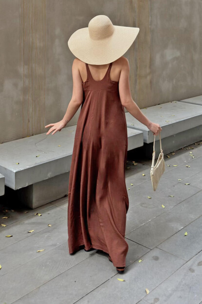 Kahverengi Askılı Relaxed Salaş Kadın Keten Midi Elbise - 5