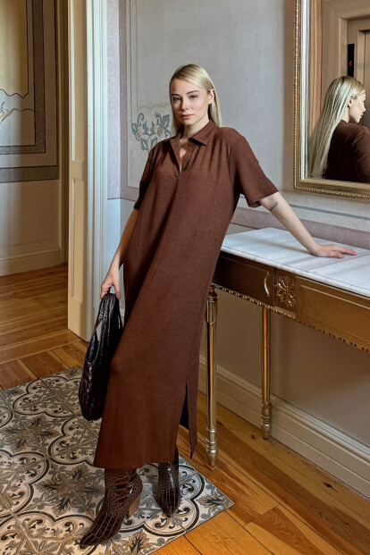 Kahverengi Jess Polo Yaka Çift Yırtmaçlı Relaxed Kadın Midi Elbise - 3