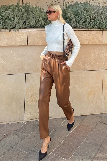 Kahverengi Kemerli Yüksek Bel Kadın Suni Deri Havuç Pantolon 