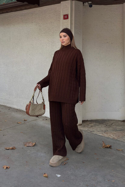 Kahverengi Tail Saç Örgü Desenli Kazak-Pantolon Kadın Alt Üst Takım - SWİST (1)