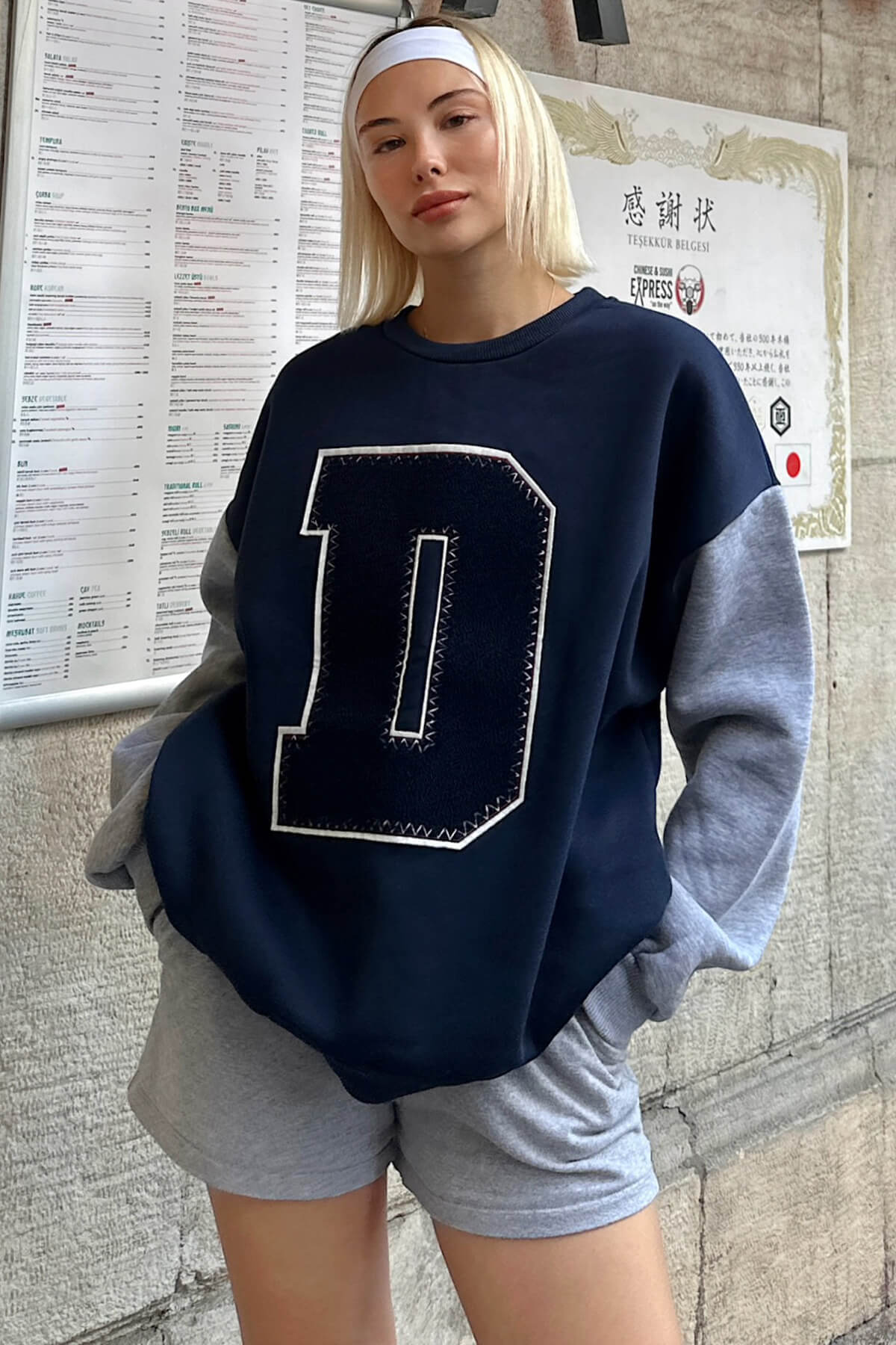 Lacivert Gri D Nakışlı Garnili  İçi Pamuklu Kadın Sweatshirt