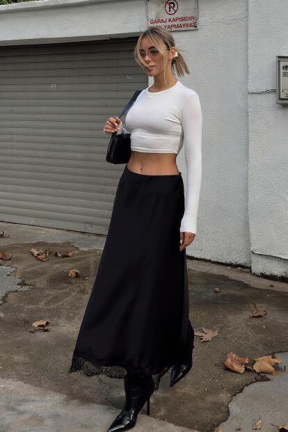 Siyah Dantel Detaylı Kadın Midi Boy Saten Etek - SWİST (1)