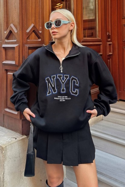 Siyah Dik Yaka Fermuarlı NYC Nakışlı İçi Polarlı Kadın Sweatshirt 