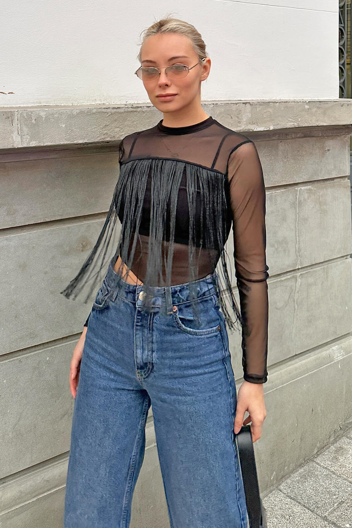 Siyah Saçaklı Transparan Kadın Tül Crop Bluz