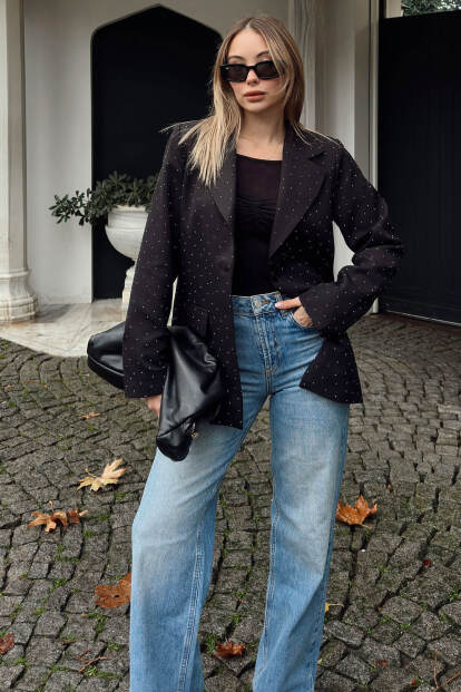 Siyah Taş Detaylı Kruvaze Yaka Tek Düğmeli Kadın Blazer Ceket - SWİST